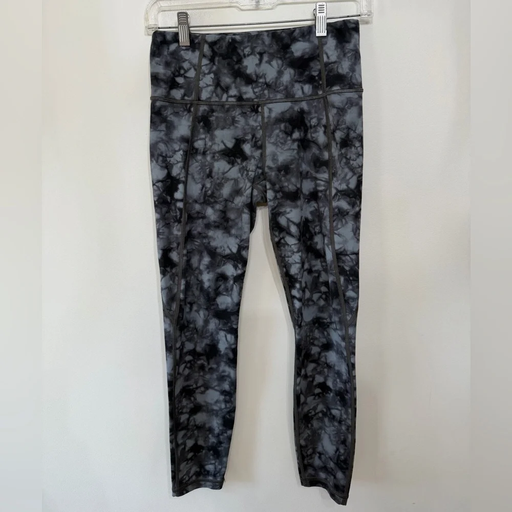 Athleta Powervita Salutation Leggings Grey Tie Dye Athletic Workout Women’s S